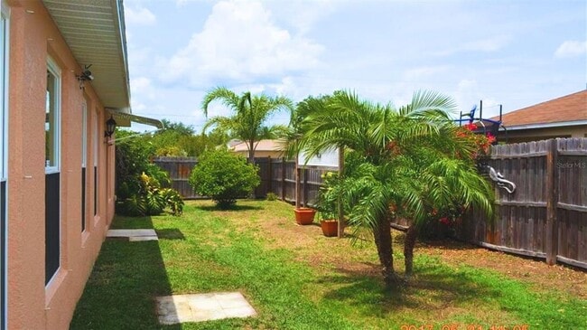 Building Photo - 703 Bobcat Ct