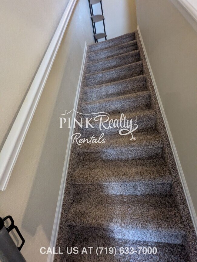 Building Photo - 10167 Roughshod Pt