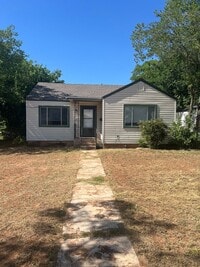 Building Photo - NEAR ACU!