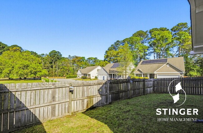 Building Photo - 100 Patriot Ct