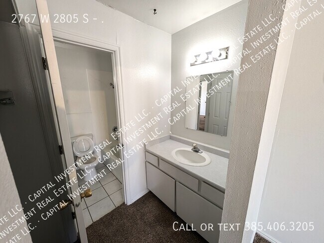 Building Photo - 2767 W 2805 S