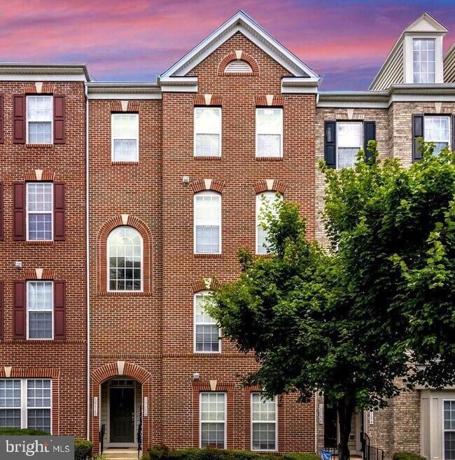 Building Photo - 15158 Kentshire Dr