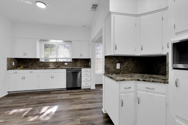 Building Photo - 3244 E Prosper Trail