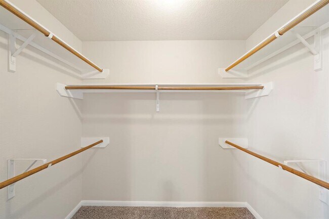 Building Photo - 2407 Lacyberry St