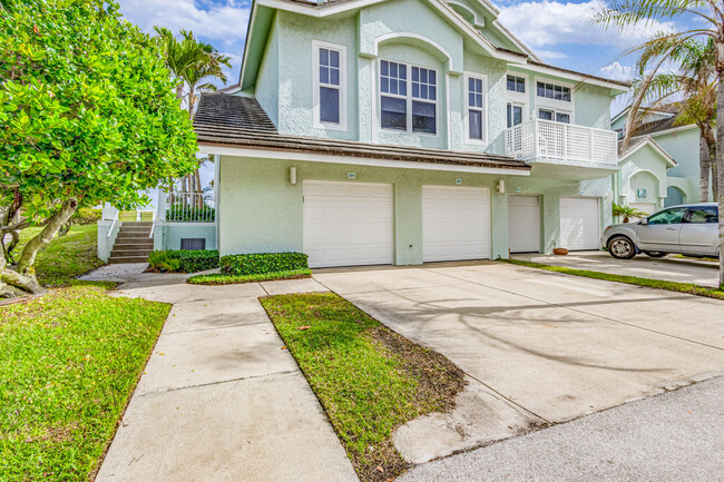 Building Photo - 303 Mainsail Cir