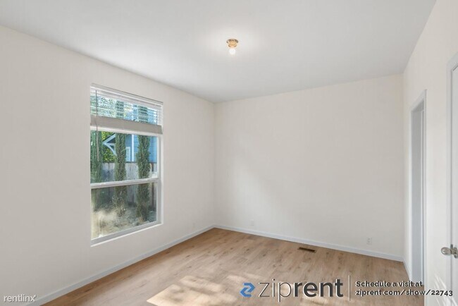 Building Photo - 3 br, 2 bath House - 1133 Lovell Ave, Camp...