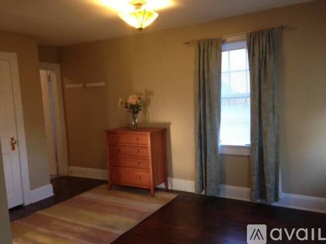 Building Photo - 000 River Rd