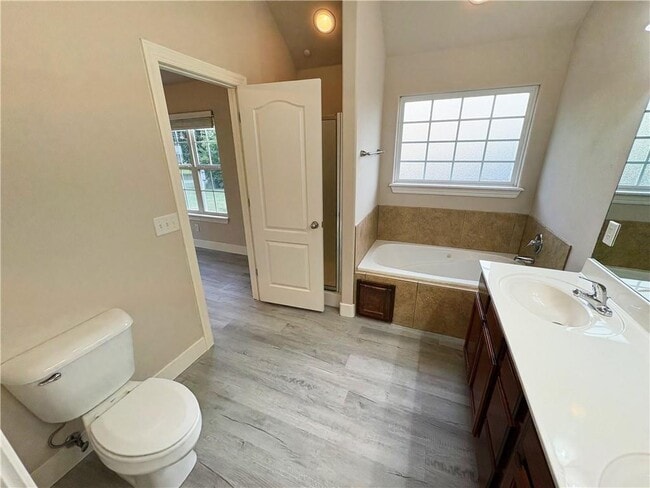 Building Photo - 1284 N Cannondale Dr