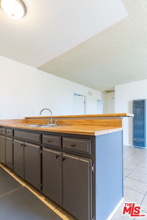 Building Photo - 450 Coronado Ter