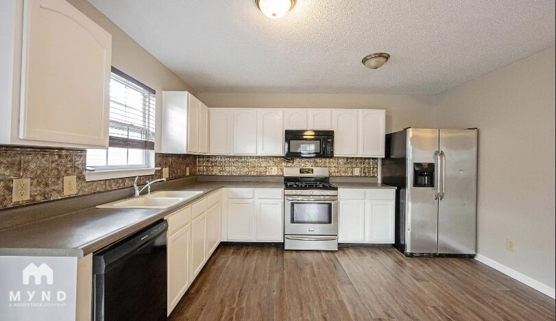 Building Photo - 12632 Endurance Dr