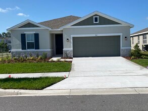 Building Photo - 864 Folklore Ln