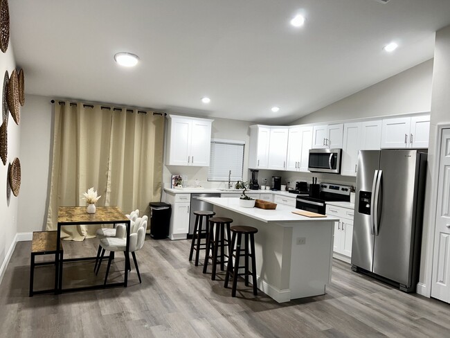 Building Photo - 2609 SW 176th Loop