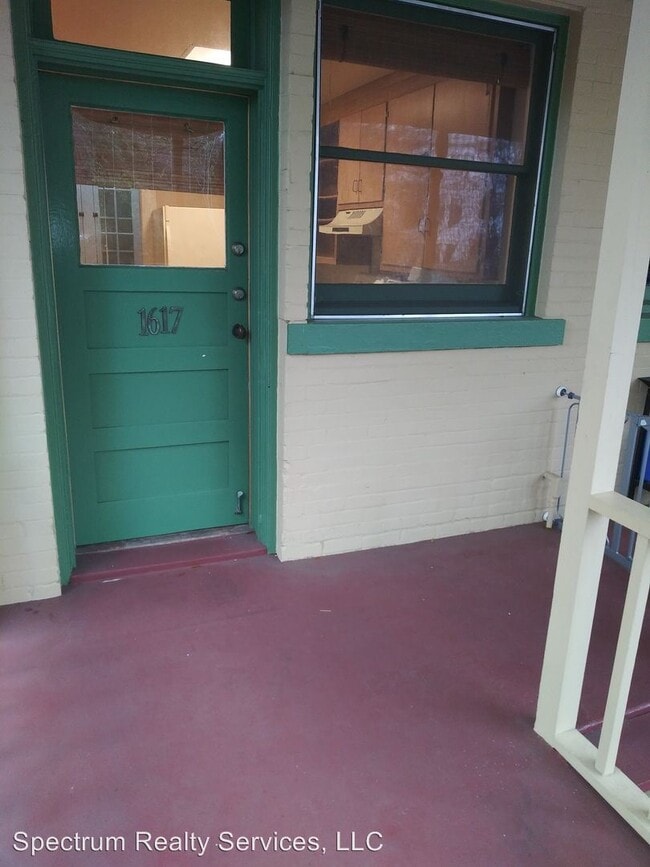 Building Photo - 3 br, 1 bath House - 1617 Riverside Avenue