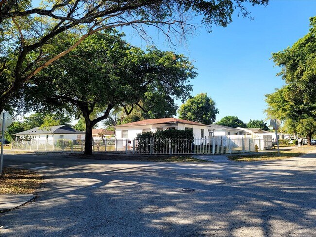 Building Photo - 6630 NW 29th Ave