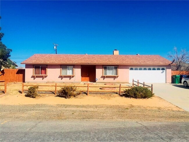 Building Photo - 8443 Great Cir Dr