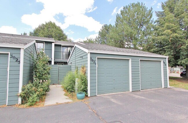 Building Photo - 3021 S Windstream Ln