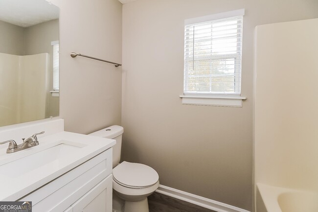 Building Photo - 155 Ingrams Ln