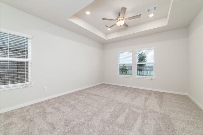 Building Photo - 5831 Westwood Shr Dr