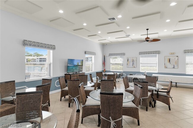 Building Photo - 7835 Regal Heron Cir