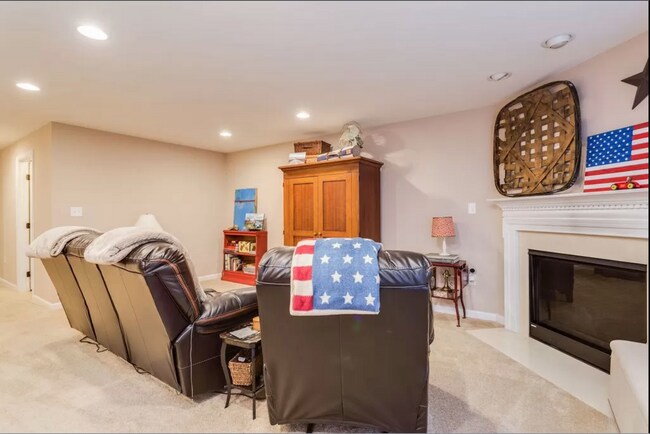 Building Photo - 232 Pebble Beach Ct