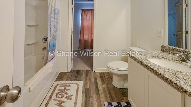 Building Photo - 247 Middleton Ct