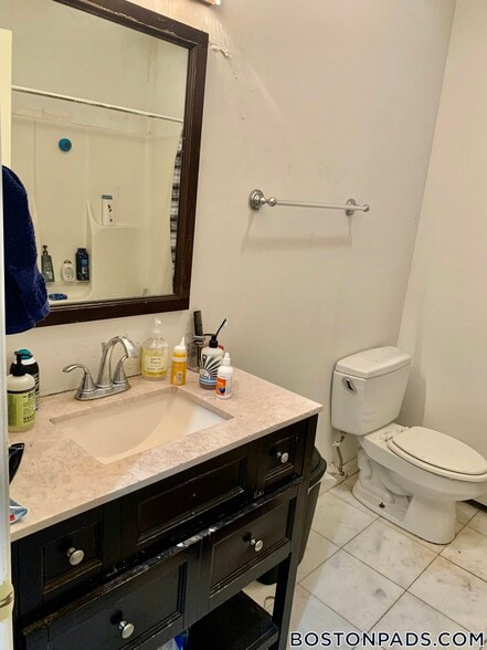 Building Photo - 486 Massachusetts Ave