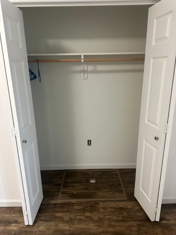 Building Photo - 4738 Adirondack Cir