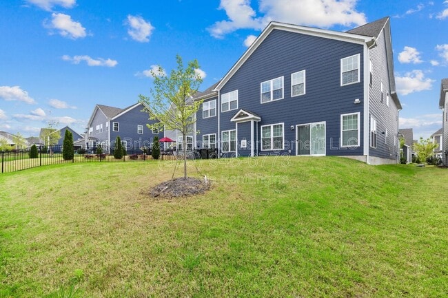 Building Photo - 14917 Baldridge Dr