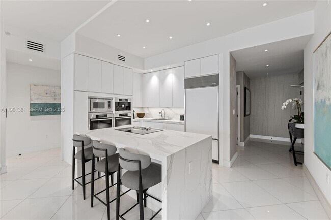 Building Photo - 6799 Collins Ave