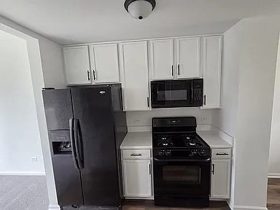Building Photo - 2909 White Thorn Cir