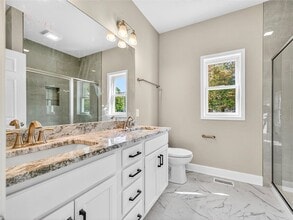 Building Photo - 1119 Wall Rd