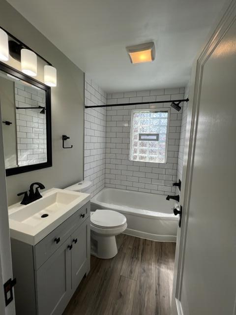 Building Photo - 4625 N High St