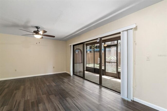 Building Photo - 2635 SW 35th Pl