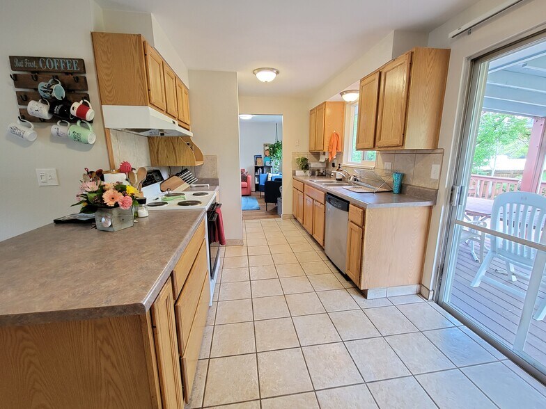 Building Photo - 4130 Gilpin Dr