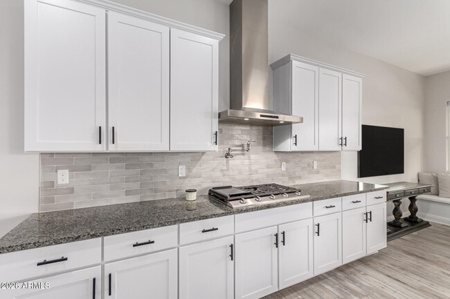 Building Photo - 267 W Amherst St