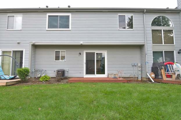 Building Photo - 235 Wellington Cir