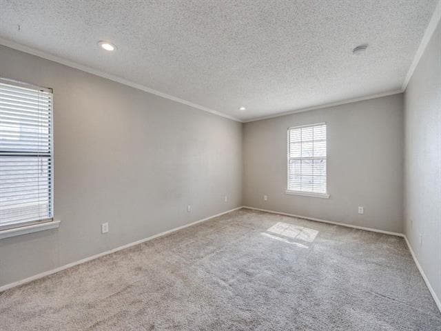 Building Photo - 2623 Summertree Dr