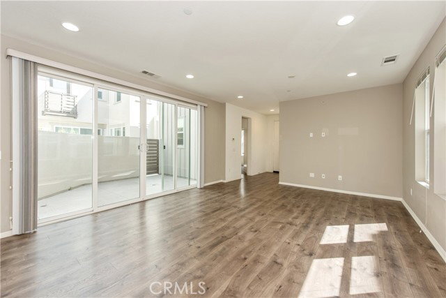 Building Photo - 149 Acamar
