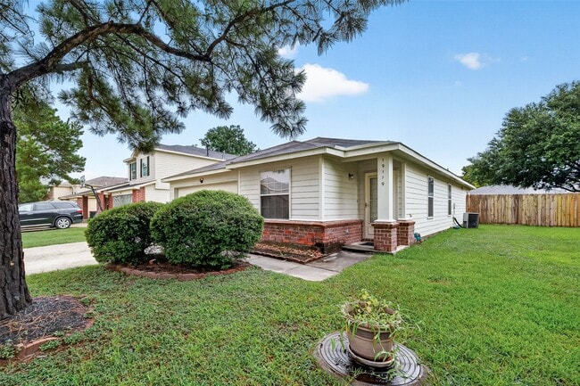 Building Photo - 19119 Yaupon Ranch Dr