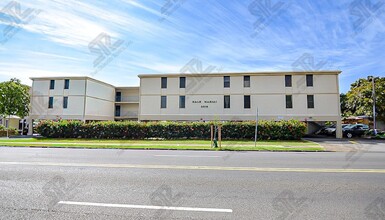 Building Photo - 984