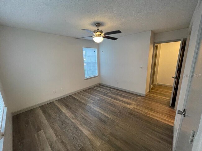 Building Photo - 6082 Westgate Dr