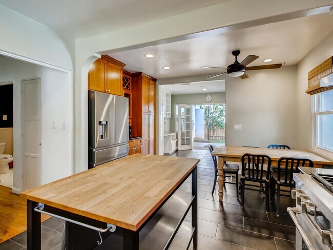 Building Photo - 4655 Castelar St