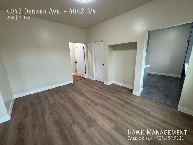 Building Photo - 4042 Denker Ave