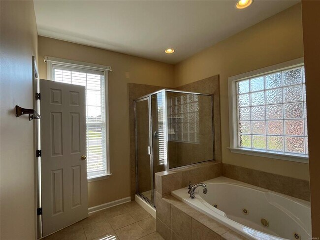 Building Photo - 8951 Alderwood Way