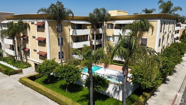 Building Photo - Margate Apartments