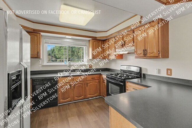 Building Photo - 38004 Fringe Dr