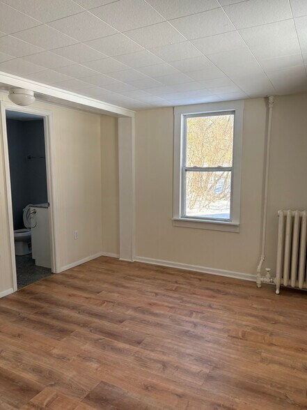 Building Photo - 838 Hallet Rd