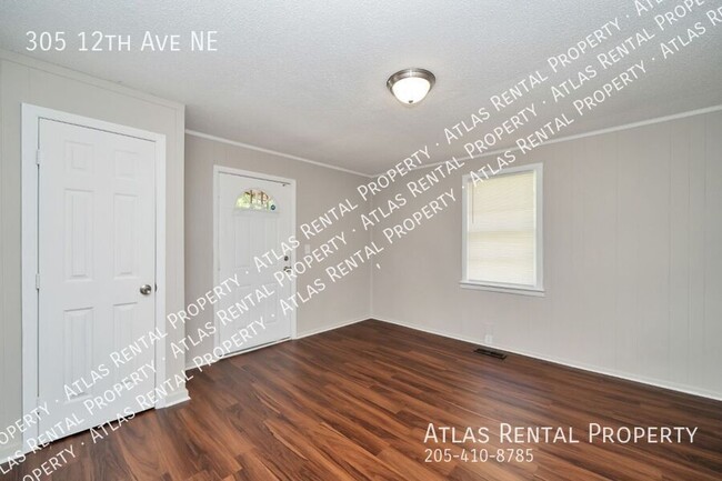 Building Photo - 305 12th Ave NE