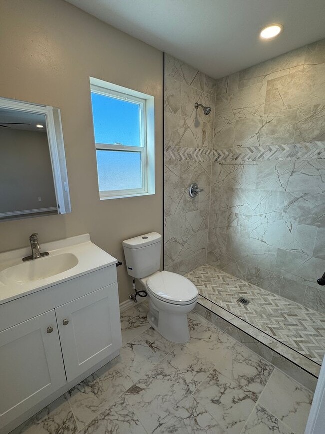 Building Photo - Beautiful Brand New 2 Story Home