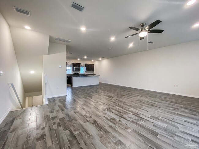 Building Photo - 14545 Salt Meadow Dr